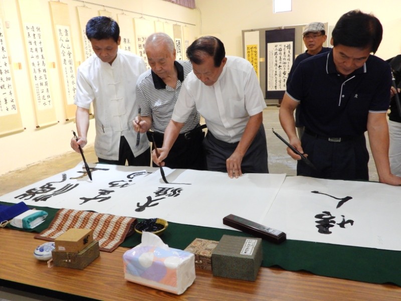 耕讀翰墨香—中華咸集書法學會第二屆會員聯展開幕,傳承書法藝術與客家文化