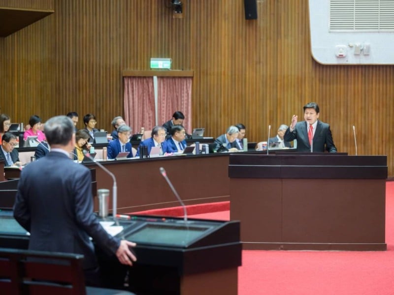 超徵1.3兆拒編預算、被退只會兩手一攤 傅崐萁:政院把醫護原民農民尊嚴踩腳下 卓內閣瞧不起人民