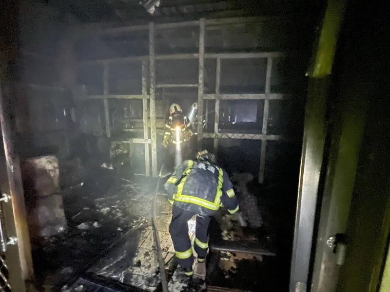 富里深夜民宅火災 1人逃生疑似吸入濃煙