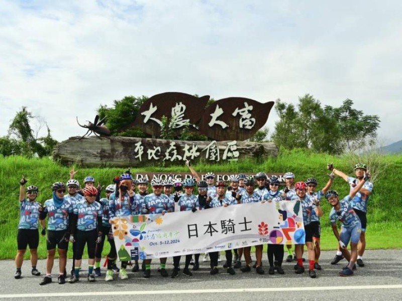 旅行社帶團獎勵最高7.5萬元延長至12/20