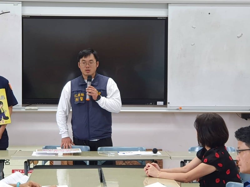 新城警前進校園 強化老師的反詐觀念