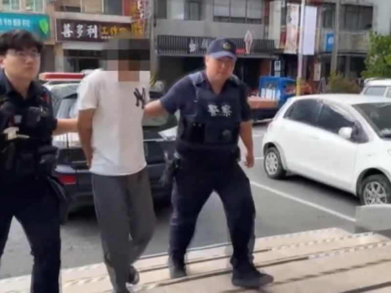 男子精神恍惚駕車肇事 警方機警查獲毒品送辦