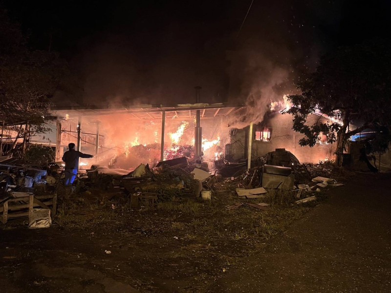 富里今再傳住宅火災 全面燃燒無人傷亡