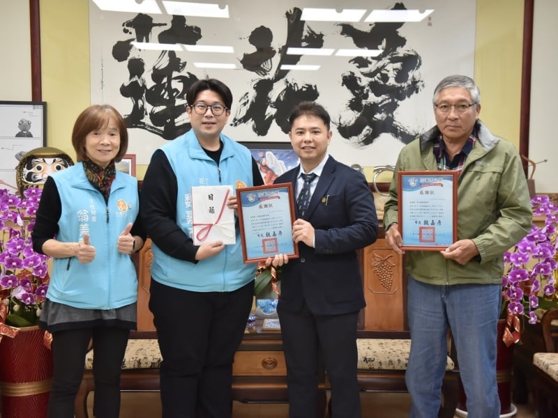 烏龍麵名店展大愛 樺島泰貴挹注慈愛基金 助花蓮弱勢