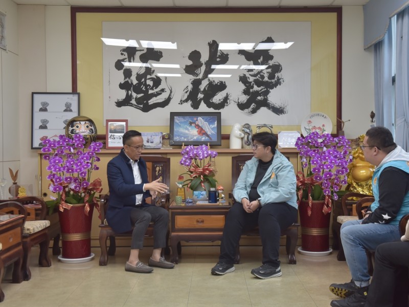 「歲末寒冬送暖!夏貴勇捐十萬助花蓮弱勢戶安心迎新年」