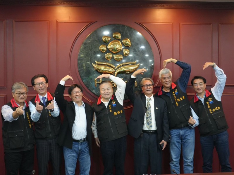 監察委員鴻義章、高涌誠巡察花蓮縣,關切七星潭周邊開發案及原民部落土地、萬榮鄉及玉里鎮農業資源規劃