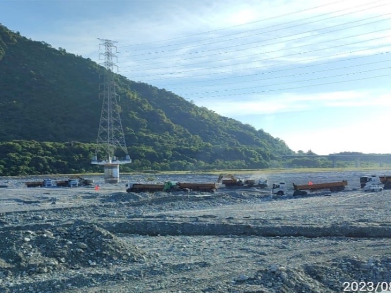 為提供花蓮一條安全的道路及河道 花蓮縣政府積極辦理相關疏濬工程