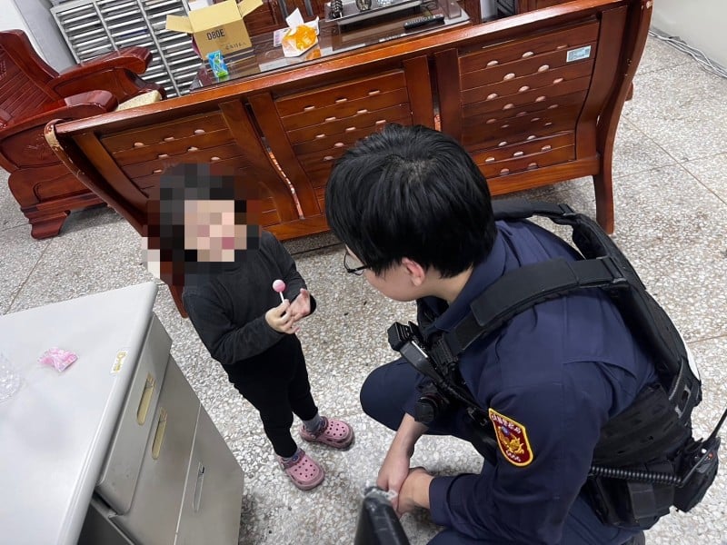 4歲可愛女童深夜冒險! 吉安波麗士化身孩童守護者