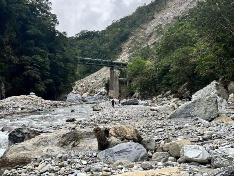 尋獲0403強震失蹤新加坡夫妻男方頭骨