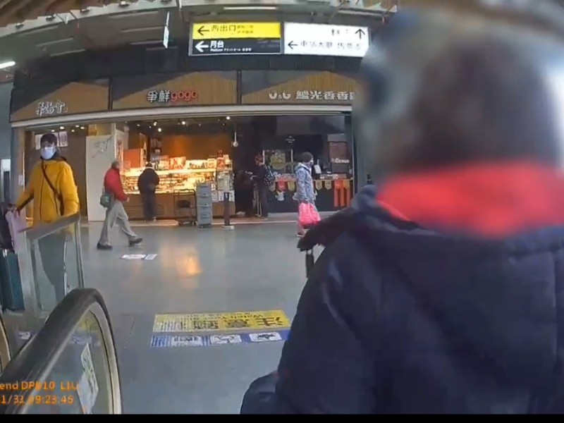 台鐵花蓮站電扶梯故障驚魂 3人摔傷 7旬婦後腦濺血