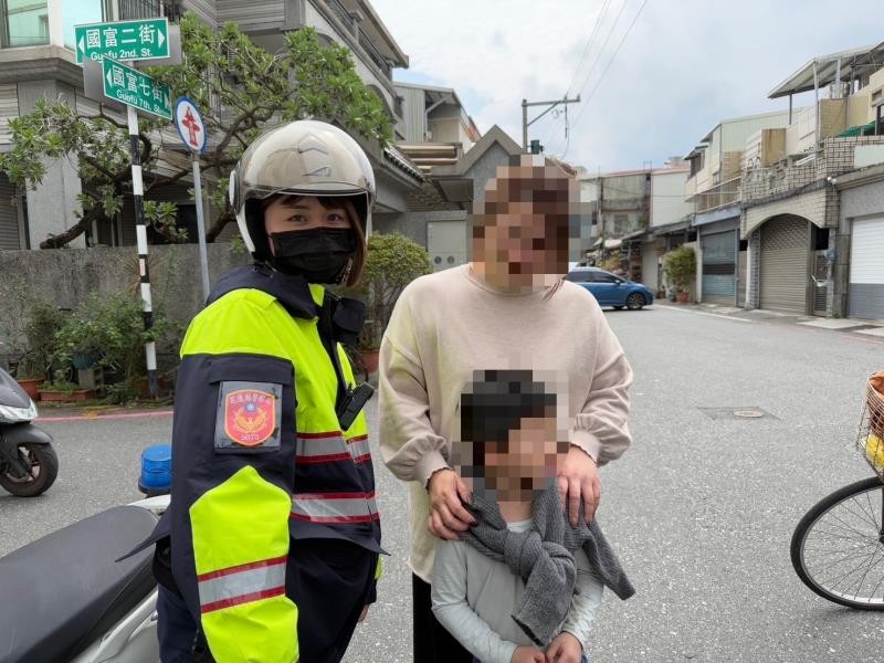男童貪玩走失 波麗士火速尋回