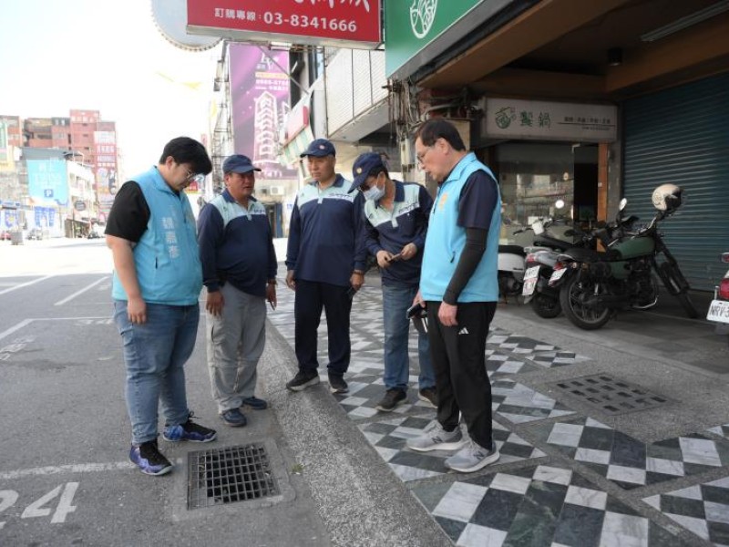 別讓排水溝變垃圾桶