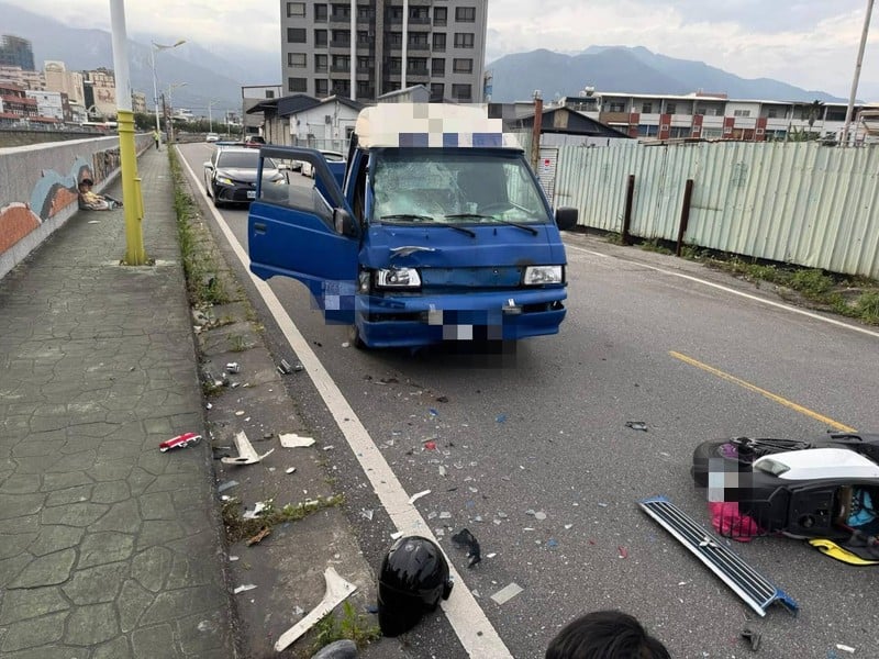 貨車與電動車相撞 一人輕傷