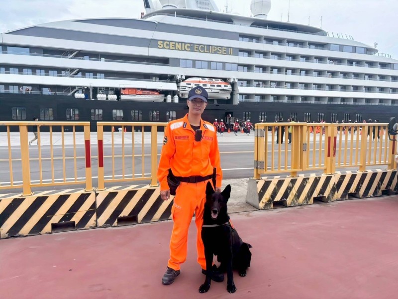偵搜犬「鐵諾」榮退，最後一次出勤圓滿落幕