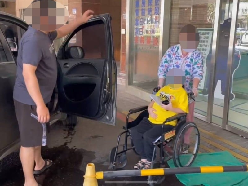女身懷六甲羊水破裂! 警鳴笛開道解危 母子順產均安