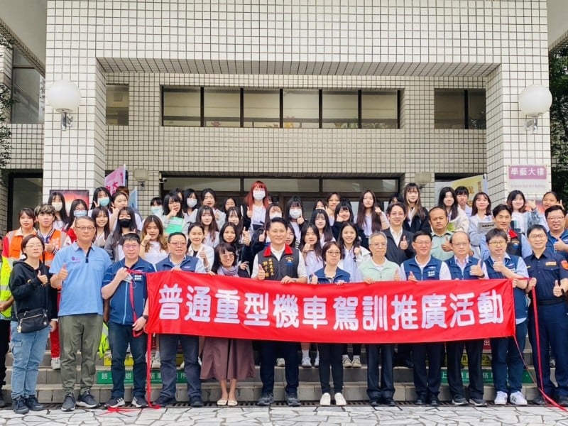 提升道路安全 地方與中央協力合作 縣府加碼機車駕訓補助400名  疊加補助最高可領2600元
