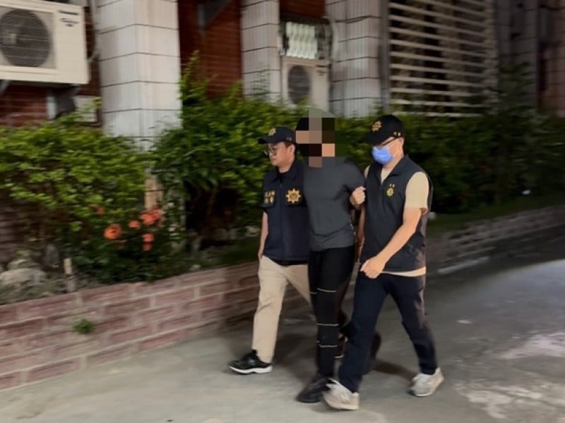 前夫持斧頭砍傷前妻 警方迅速破案