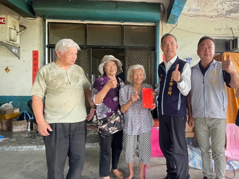 九九重陽「敬老禮金」升級! 富里百歲人瑞 共享高齡友善成果