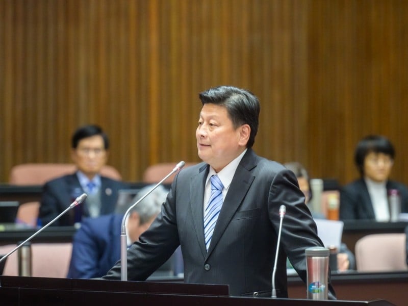 被沈伯洋提告 傅崐萁質疑沈伯洋:錢哪來的?身分說清楚!