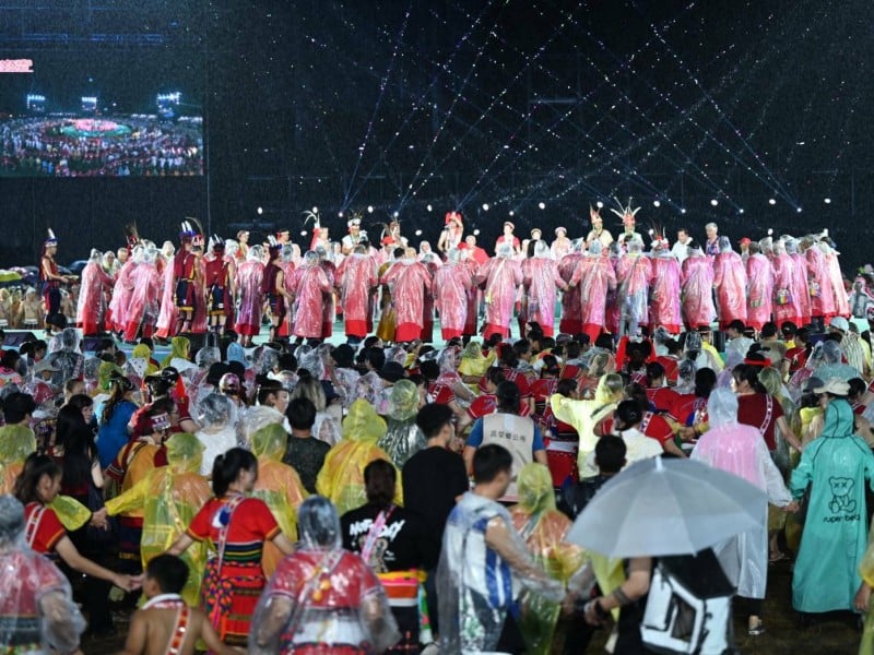 SERA之夜｜ 2025 太平洋南島聯合豐年節盛大揭幕 七大樂舞文化齊放 徐榛蔚邀請大家感受最熱情的聯合豐年節