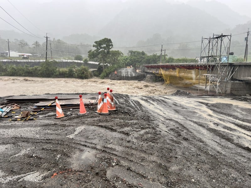 「 蚊子洞便道」大雨沖毀 今已封閉