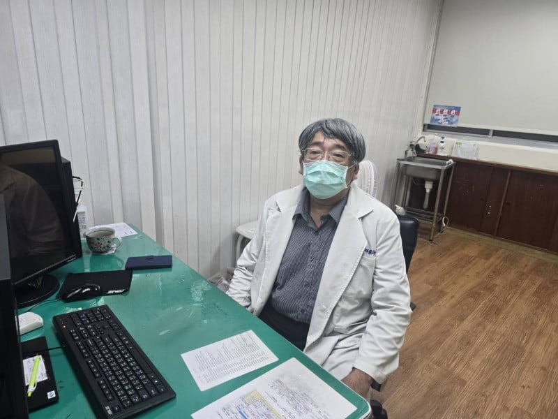 沉重書包＋3C低頭生活 學童脊椎悄悄「提早老化」 專家籲正視隱形傷害