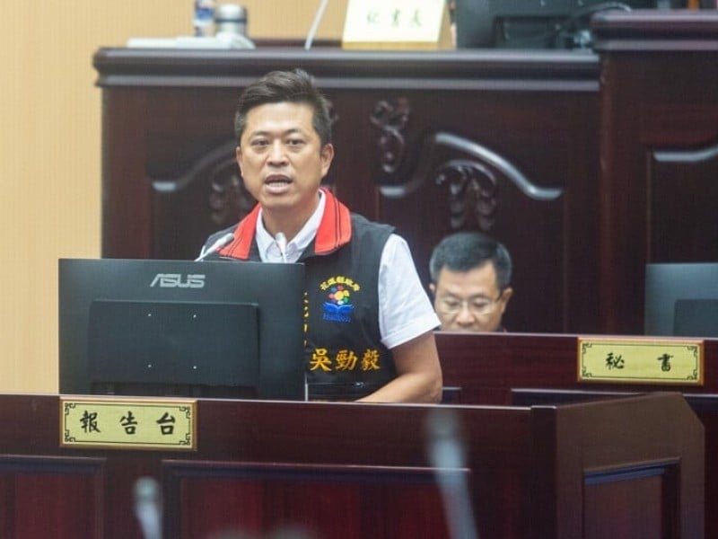 花蓮縣政府文化局長吳勁毅延長羈押
