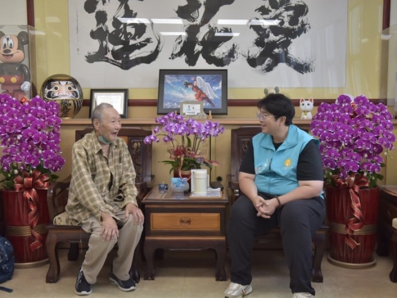 旅美高齡藝術家返台陷困境 花蓮市公所協助返美