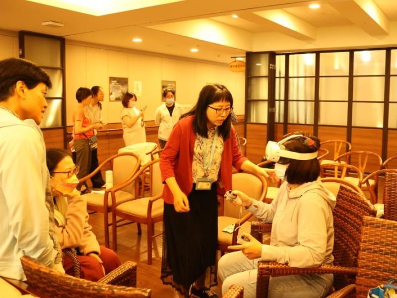 運用虛擬實境(VR)為末期病人圓夢　開創緩和醫療照護多元模式
