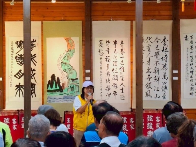 「翰墨舞藝」花蓮縣書法學會會員在玉里辦聯展