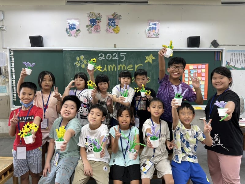動手玩創意　開口學英語 太昌國小暑期樂學營熱鬧登場
