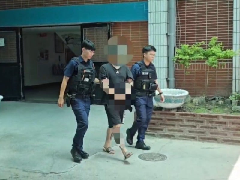 情侶吵架男子持刀傷女友