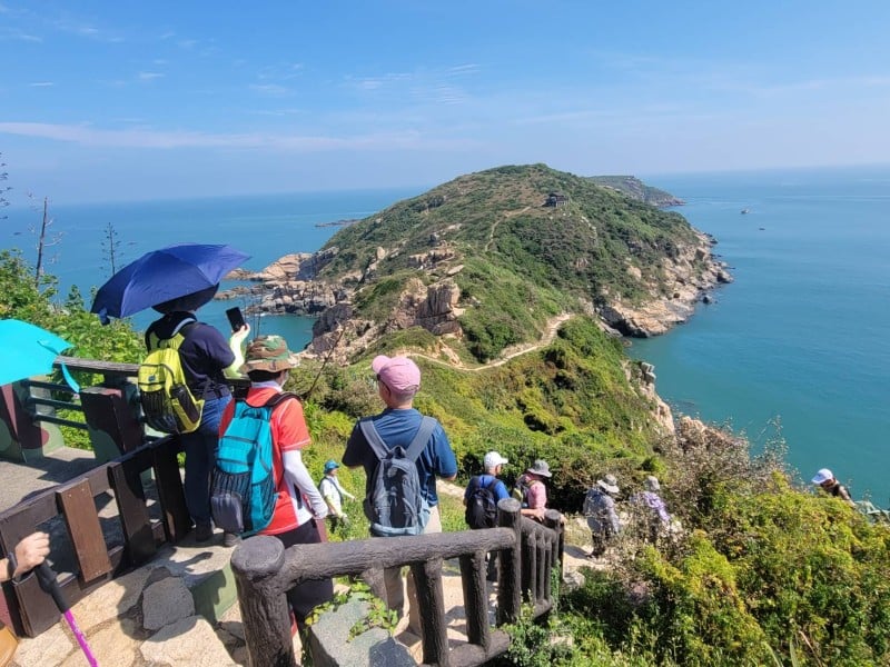 打造亞洲徒步旅遊天堂 馬管處倡議「島嶼淨行」La New集團率先響應