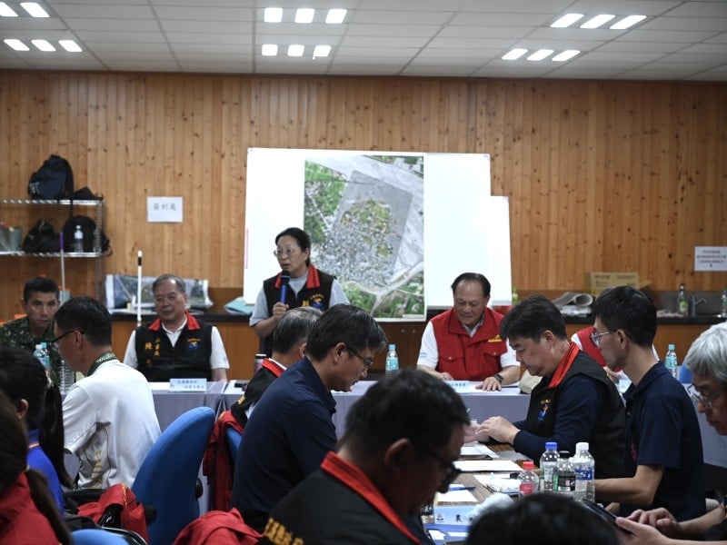 佛祖街重災區 縣長徐榛蔚向中央爭取規劃中繼宅和遷村計畫
