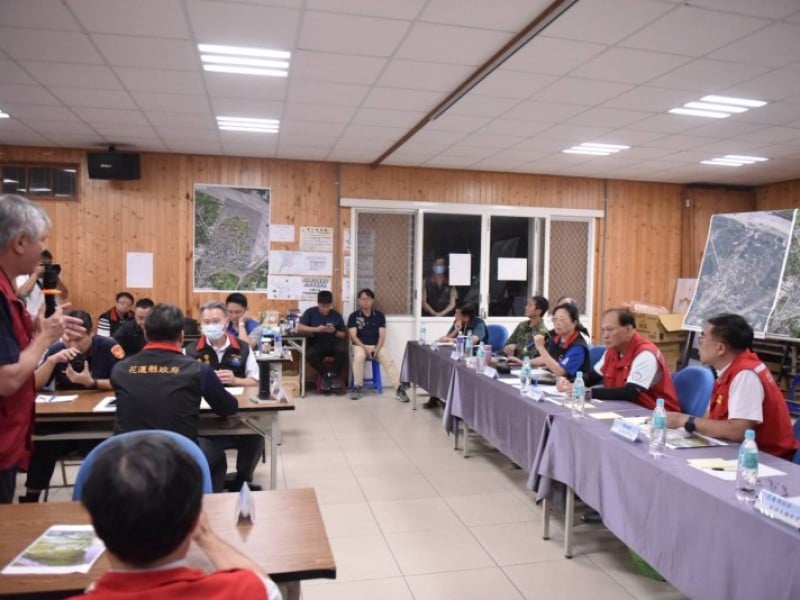 馬太鞍堰塞湖工作會議 縣府爭取農友低利貸款、志工醫療保險