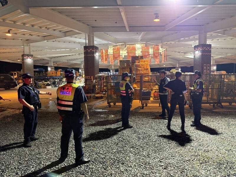 強化巡邏密度、提高見警率 ! 鳳警加強光復鄉夜間、深夜巡邏