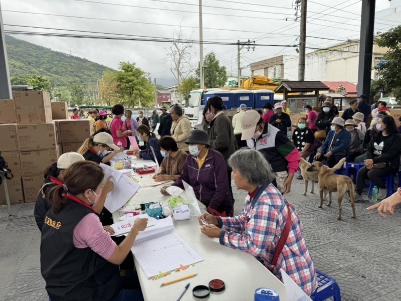 公益團體愛心家電捐贈第四波 花蓮縣政府協助發放熱水瓶