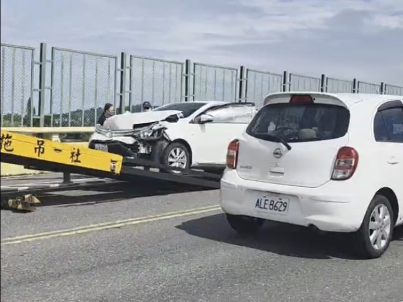 快訊 / 花蓮市永吉橋嚴重車禍 壅塞回堵排除中