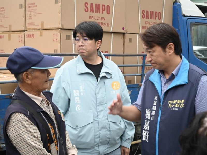 台中企業捐水電物資助花蓮光復災區重建
