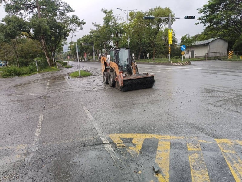 九河分署立即改善馬太鞍溪便道沿線環境