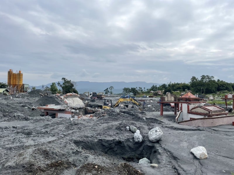 要國軍挖墳墓？ 縣府：沒這回事！