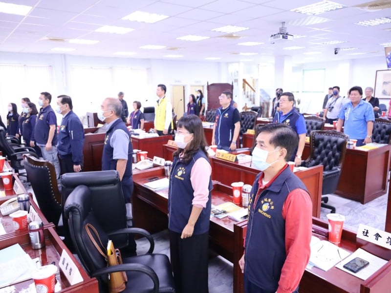 新城鄉民代表會定期會開議 鄉長何禮臺施政成果報告:推動建設、強化社福讓幸福新城更加閃耀