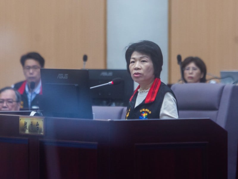 韓林梅關心警、消、公務人員救災期間加班權益