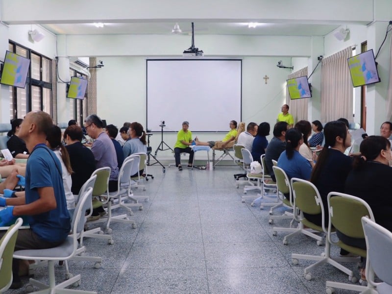 花蓮首批足部反射健康師11月結訓 縣府邀旅宿業者攜手打造療癒旅宿