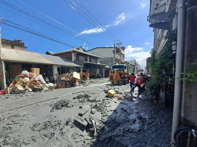 已核撥2,511件、共計8億9,285萬元 ! 內政部國土署「馬太鞍溪堰塞湖慰助金」申請案合格案件89%