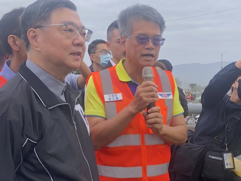 卓榮泰今搭機抵花蓮 視察馬太鞍溪橋重建、左岸河川堤防搶修
