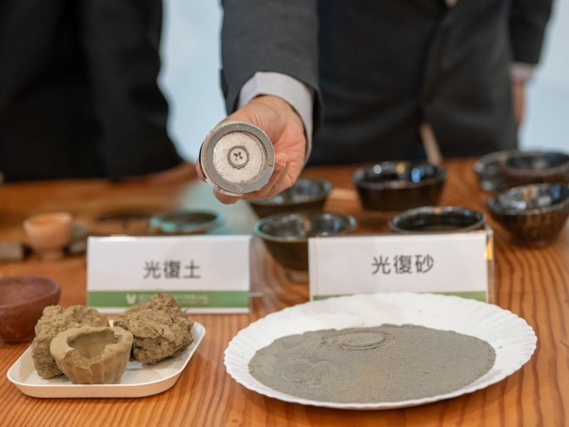 馬太鞍溪「黑泥細砂可被磁鐵吸附」! 檢測揭露自然礦物新資源  成分特殊、規模罕見