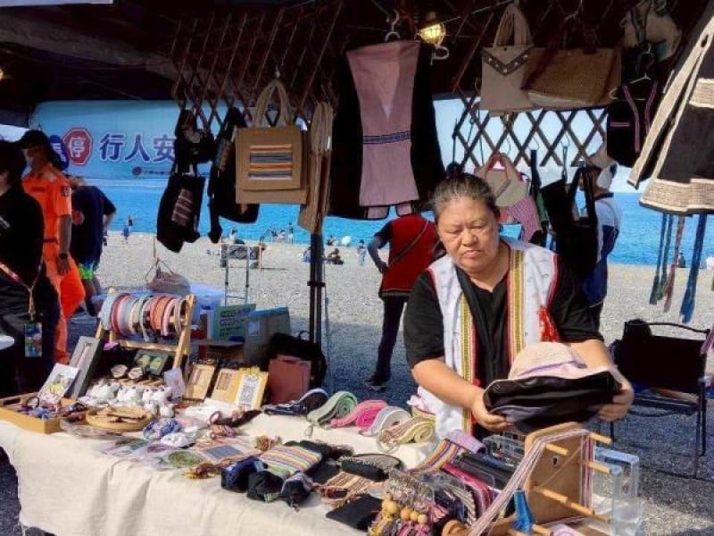 就業中心與社區共創多元就業成果 助力中高齡者開創第二職能