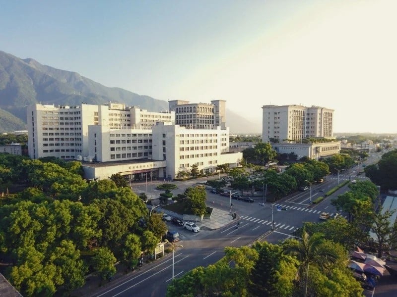 花蓮慈濟醫院行憲紀念日、2026元旦假期門診訊息