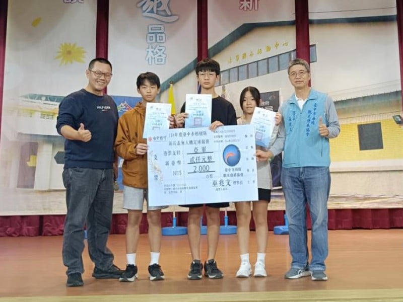 花蓮高工無人機向下扎根　國中跨校聯隊梧棲區長盃摘銀